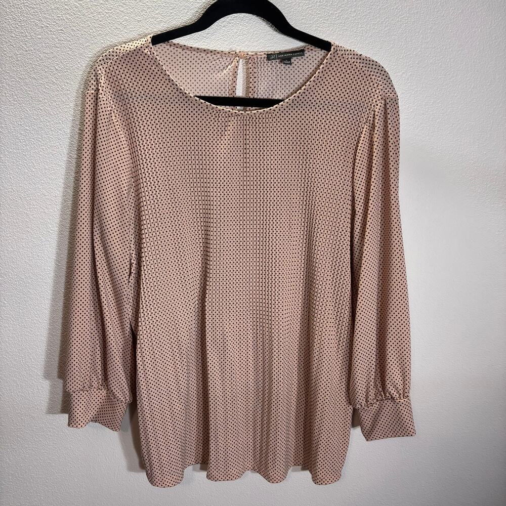 Adrianna Papell Blush Polka Dot Blouse Large Keyhole Back 3/4 Sleeve